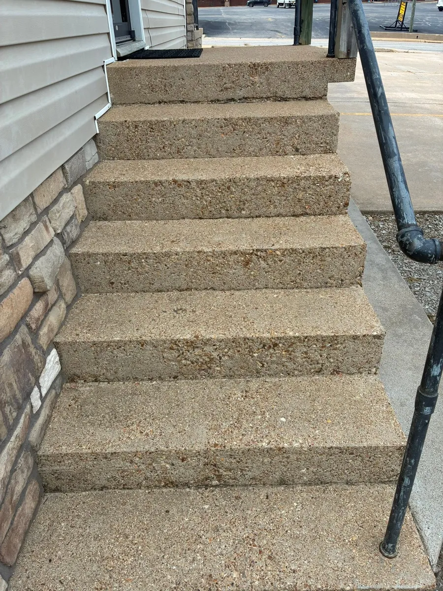 The same concrete steps after washing